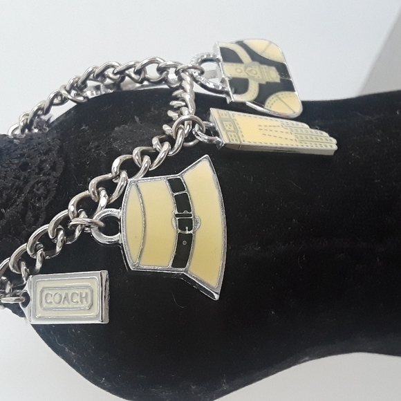 Coach toggle bracelet - Picture 2 of 6